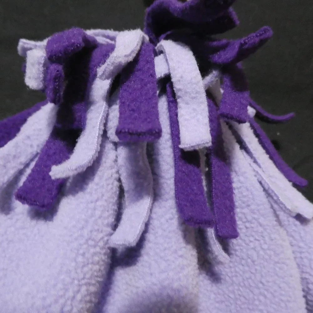 CHILDREN'S PLACE | 8-14 | Lilac and Purple Fleece Hat With Pom Pom - Picture 3 of 9